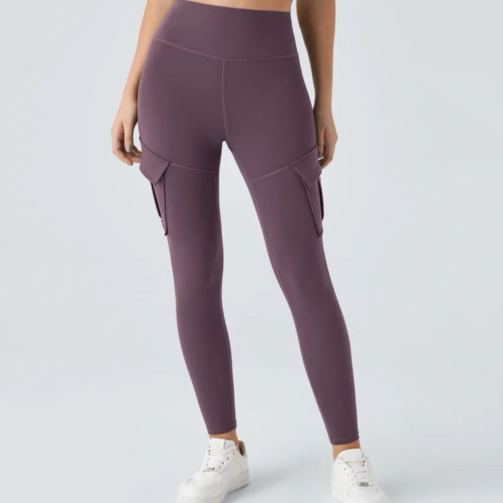 Halara High Waisted Cargo Pocket Skinny Yoga Legging XS(0/2) - Picture 2 of 5